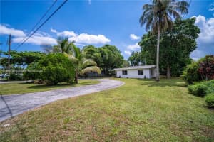 28 Ne 164th St Miami, FL 33162 - MLS#A11896133