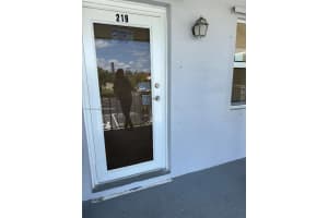 630 Layne Blvd 219 Hallandale Beach, FL 33009 - MLS#A11896155