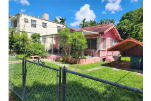 315 Sw 14th Ave, Miami
