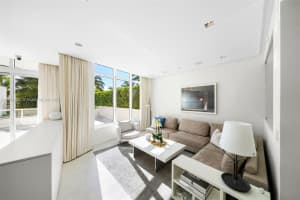 50 S Pointe Dr Twn7 Miami Beach, FL 33139 - MLS#A11896180