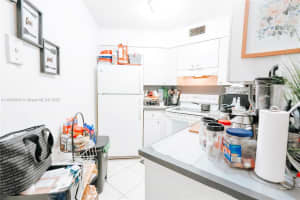 216 Lake Pointe Dr 128 Oakland Park, FL 33309 - MLS#A11896206