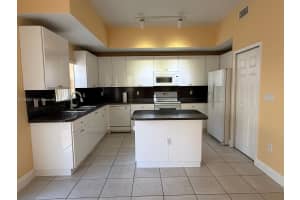 8899 Sw 220th Ln 8899 Cutler Bay, FL 33190 - MLS#A11896219