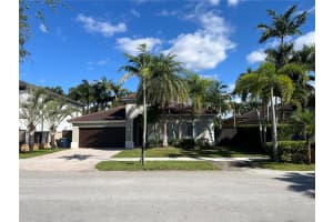 16637 Sw 52nd St, Miami