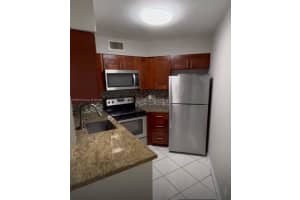 212 Lake Pointe Dr 106 Oakland Park, FL 33309 - MLS#A11896235