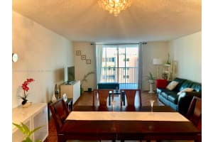 319 Ne 14th Ave 702 Hallandale Beach, FL 33009 - MLS#A11896268