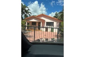 665 E 31st St Hialeah, FL 33013 - MLS#A11896309