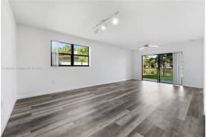 9877 Nob Hill Ct 9877 Sunrise, FL 33351 - MLS#A11896321