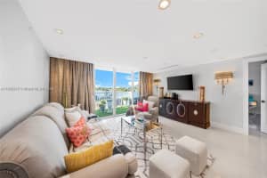 5838 Collins Ave 2f Miami Beach, FL 33140 - MLS#A11896345