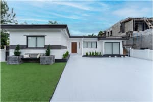 4144 Alton Rd 4144 Miami Beach, FL 33140 - MLS#A11896346