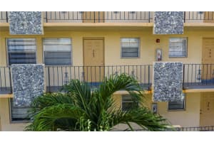 2145 Pierce St 305 Hollywood, FL 33020 - MLS#A11896399