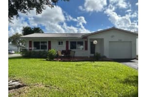 8544 N Campanelli Blvd, Plantation