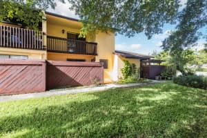 6651 Sw 137th Ct 3b, Miami