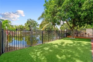 17400 Nw 76th Ct Hialeah, FL 33015 - MLS#A11896452