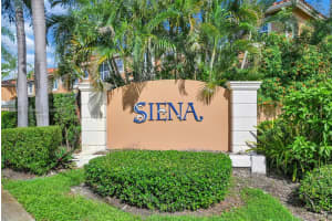 5844 Siena Ln, Hollywood