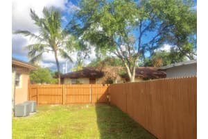 825 Nw 9th St 825 Hallandale Beach, FL 33009 - MLS#A11896473