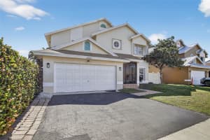 9710 Sw 9th Ct Pembroke Pines, FL 33025 - Off Market