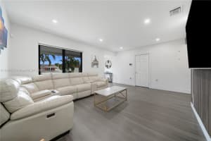 6731 Sw 5th Ter Miami, FL 33144 - MLS#A11896516
