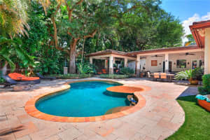 6461 Sw 74th St South Miami, FL 33143 - MLS#A11896532