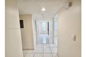 16168 Laurel Dr 201 Weston, FL 33326 - MLS#A11896536