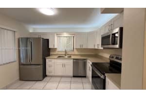 16168 Laurel Dr 201 Weston, FL 33326 - MLS#A11896536