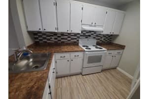 2570 W 67th Pl 21-2 Hialeah, FL 33016 - MLS#A11896556