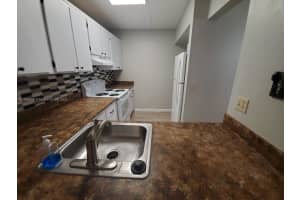 2570 W 67th Pl 21-2 Hialeah, FL 33016 - MLS#A11896556