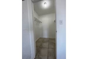 4220 Nw 79th Ave 2a Doral, FL 33166 - MLS#A11896584