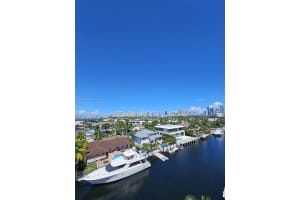 2935 Ne 163rd St 5t North Miami Beach, FL 33160 - MLS#A11896612