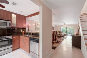 3024 S Oakland Forest Dr 3101 Oakland Park, FL 33309 - MLS#A11896637