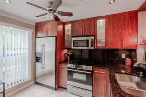 3024 S Oakland Forest Dr 3101 Oakland Park, FL 33309 - MLS#A11896637