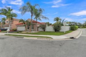 362 Bridgeton Rd Weston, FL 33326 - MLS#A11896648