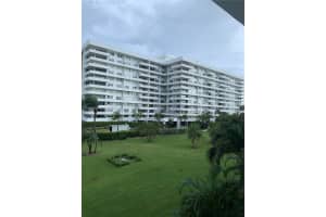 177 Ocean Lane Dr 208, Key Biscayne