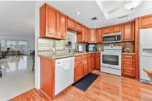 2802 Victoria Way APT K4, Coconut Creek, FL 33066, - MLS#A11896706