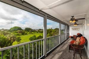 4800 Hillcrest Ln 501, Hollywood