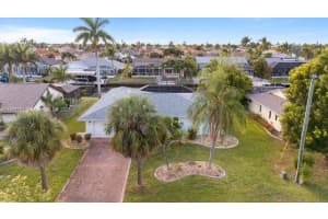 5024 Skyline Blvd Cape Coral, FL 33914 - MLS#A11896797
