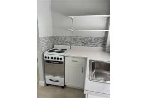 2805 Ne 6th Ln 3 Wilton Manors, FL 33334 - MLS#A11896818