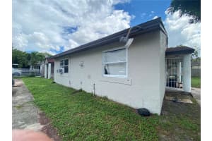 3956 Nw 182nd Ln Miami Gardens, FL 33055 - MLS#A11896822