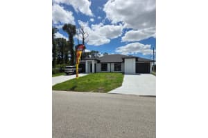 4745/4747 13th St SW , Lehigh Acres, FL 33973 - MLS#A11896831