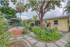 6270 Sw 18th Ct North Lauderdale, FL 33068 - MLS#A11896852