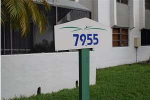 7955 Sw 104th St 203d, Miami