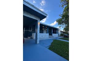 131 Carolina Ave Fort Lauderdale, FL 33312 - MLS#A11896918