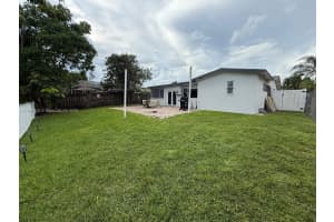 8600 Nw 27th Pl Sunrise, FL 33322 - MLS#A11896926