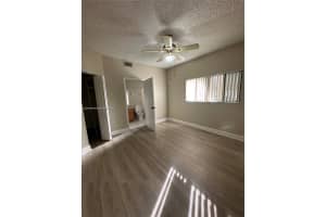 2445 Sw 18th Ter 1002 Fort Lauderdale, FL 33315 - MLS#A11896943