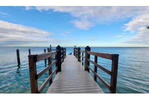 640 S Mashta Dr, Key Biscayne 640 S Mashta Dr, Key Biscayne