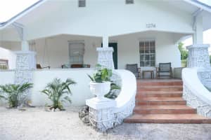 1274 Sw 5 St, Miami