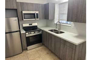 2029 Pierce St 3 Hollywood, FL 33020 - MLS#A11896970