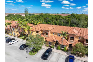 1025 Sw 143rd Ave 1303 Pembroke Pines, FL 33027 - MLS#A11897028