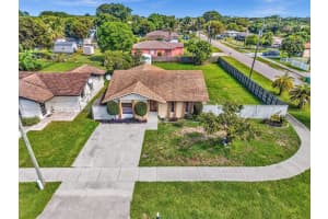 17995 Sw 105th Ave, Miami