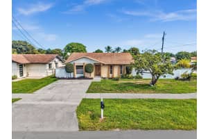 17995 Sw 105th Ave Miami, FL 33157 - MLS#A11897051