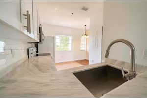 5670 Nw 116th Ave 212 Doral, FL 33178 - MLS#A11897052